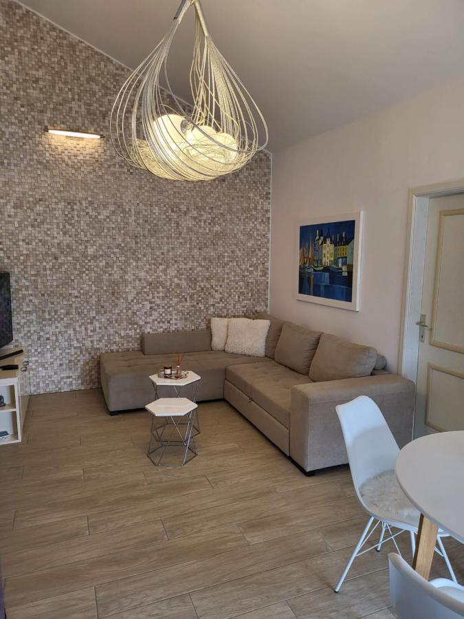 Sea View Novalja Apartment Ngoại thất bức ảnh